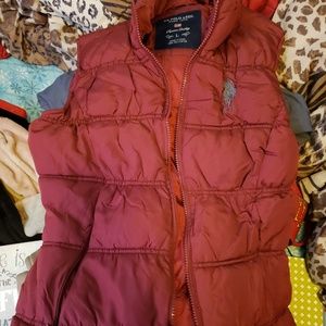 Polo vest